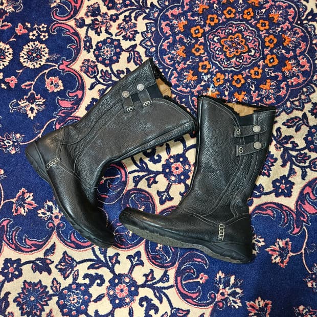 허쉬파피(Hushpuppies) 사이드 양털 미들 부츠 us 7.5