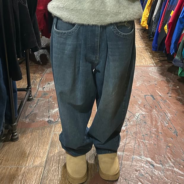 [HI] VTG 스티치 포켓 와이드 데님