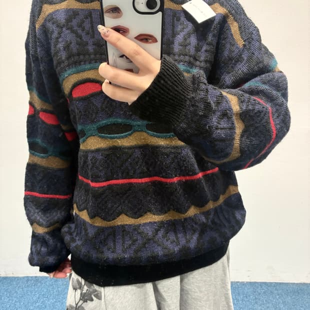 빈티지 패턴니트