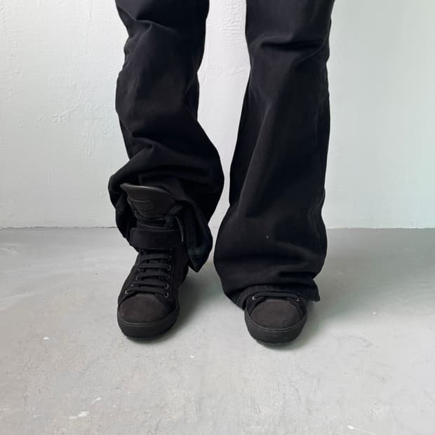미우미우 하이탑 스니커즈
