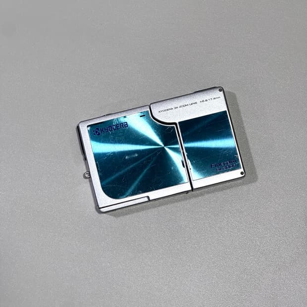 교세라 파인캠 kyocera finecam SL300R(Sky Blue)