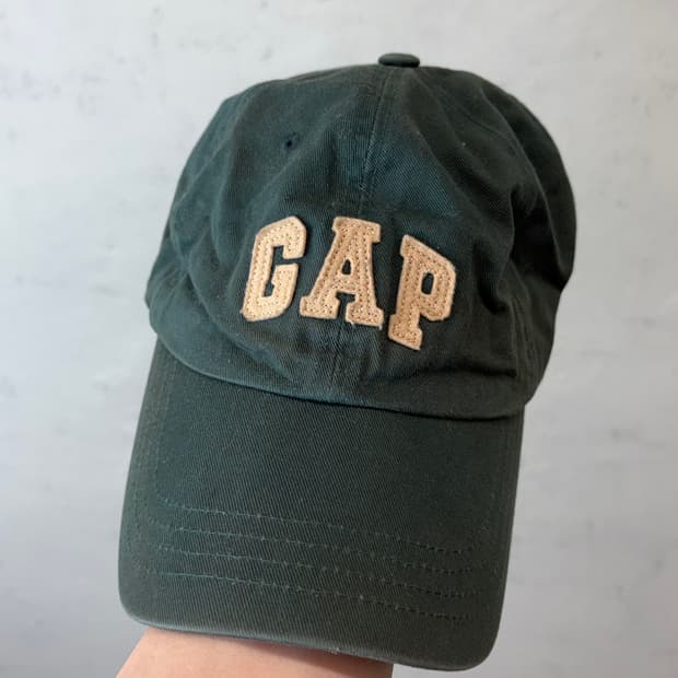 GAP 올드갭 그린 자수로고 볼캡