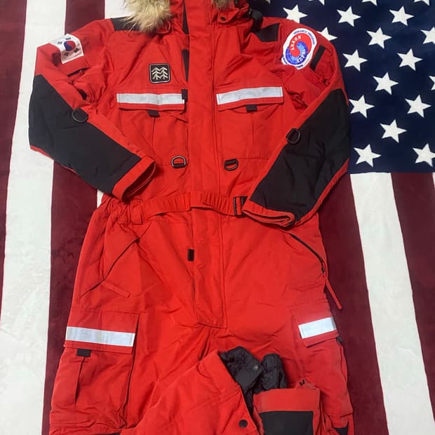 코오롱스포츠 남극 세종기지 근무복