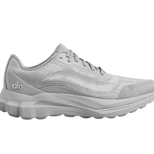 알로 요가 러너 런닝화 그레이 8.5M 새제품