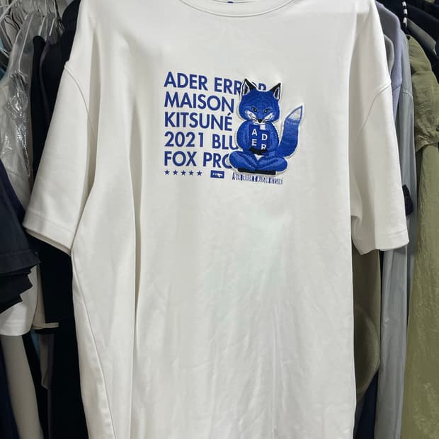 아더에러 메종키츠네 반팔