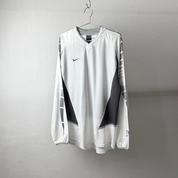 나이키 트레이닝 탑