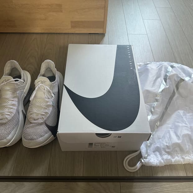 나이키 에어 줌 알파플라이 넥스트% 3 화이트 퓨어 플래티넘 270사이즈