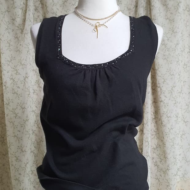 [일본빈티지] 블랙 비즈 캡소매 니트 탑