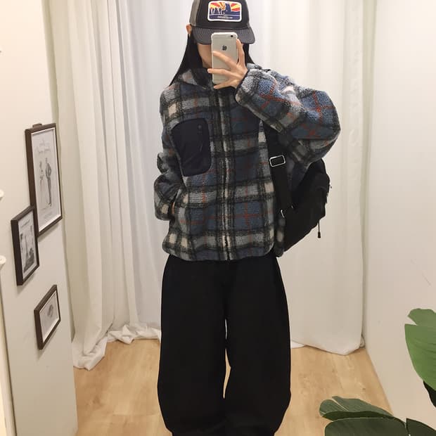 Unisex Uniqlo JW Anderson Zip-up 105