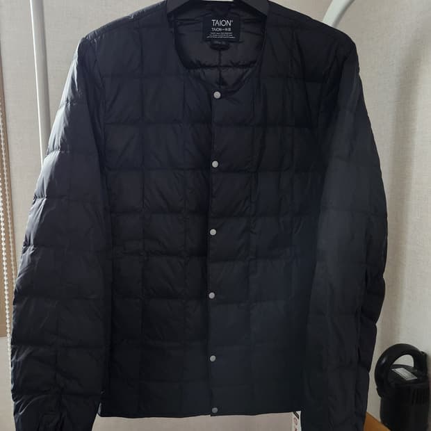 타이온 크루넥 버튼다운 경량패딩 3xl(105) 팝니다.