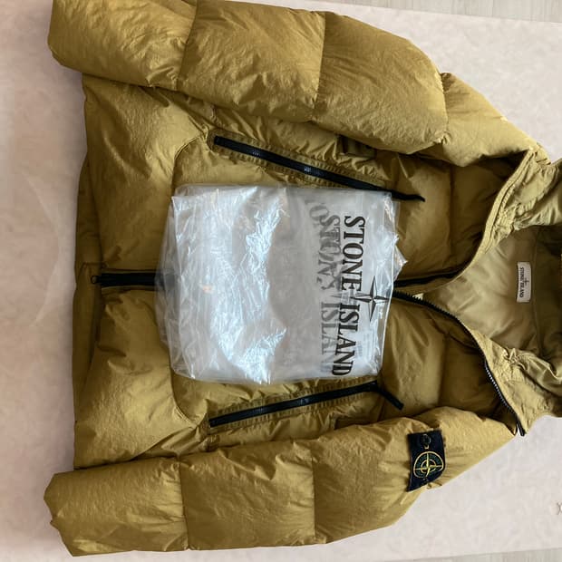 스톤아일랜드 크링클랩스 패딩 L