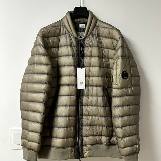 CP컴퍼니 DD쉘 경량패딩 / XXXL 3XL
