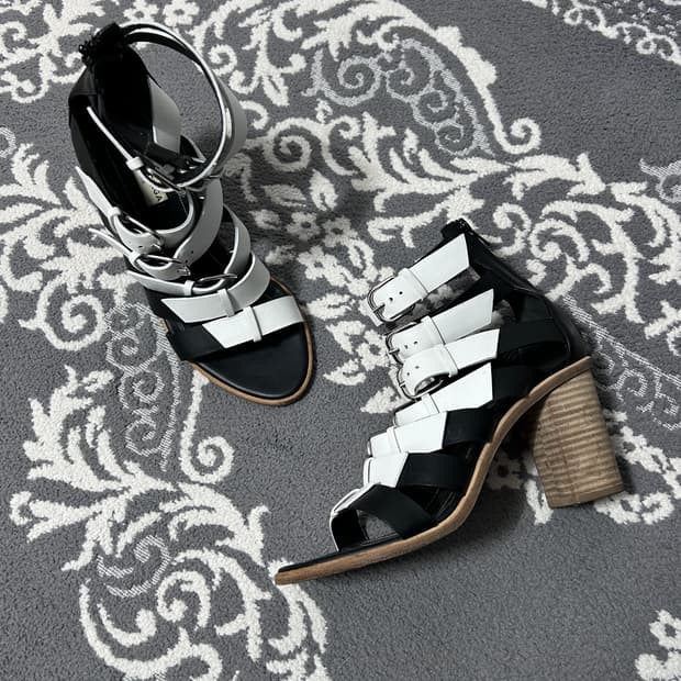 00’s Balenciaga 7-Buckle Heel Sandal