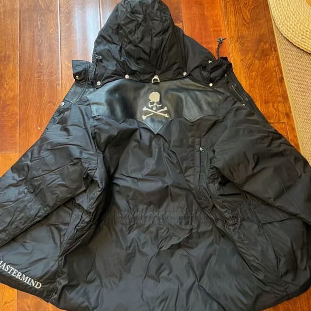 정품 마스터마인드 월드X록키 마운틴 페더베드 다운 마운틴 파카 블랙 44