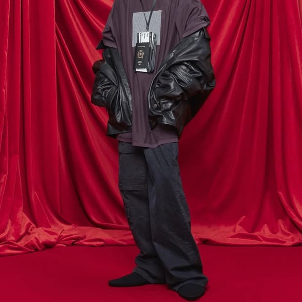 발렌시아가 패스포트 지갑