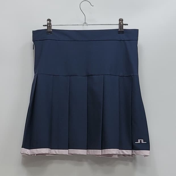 J.LINDEBERG 제이린드버그 플리츠 스커트 / 여 M 네이비
