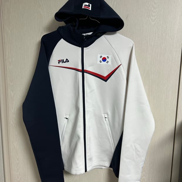 휠라 국가대표 후드집업 S사이즈 팜