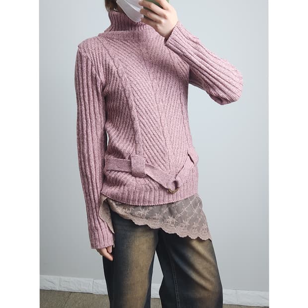 꼬임 벨티드 니트