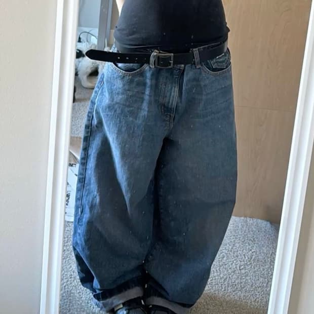 42) 1990s USA Levis Silver Tab Jeans