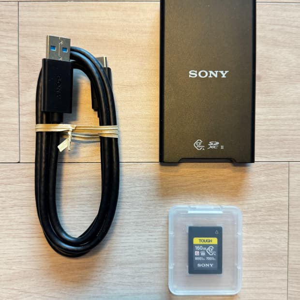 소니 cf express a 160G 1개 + SD 메모리카드 리더기 세