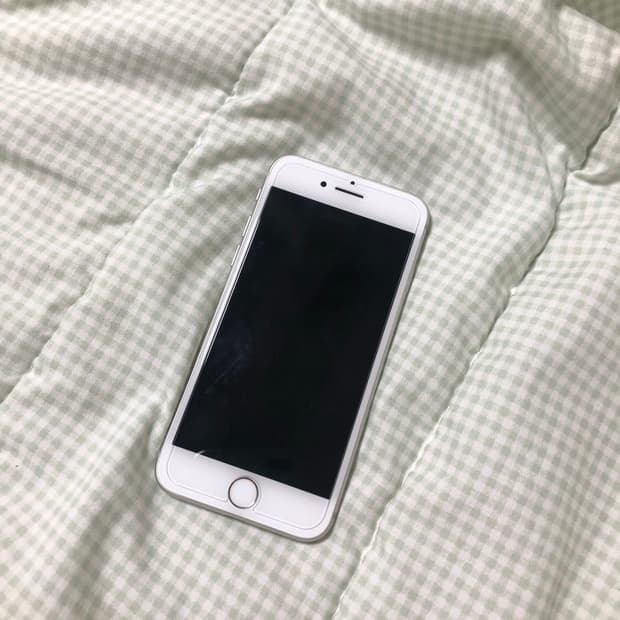 아이폰8 실버