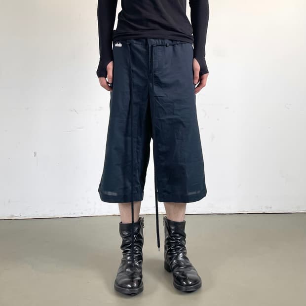 크리스반아쉐 스트링 쇼츠