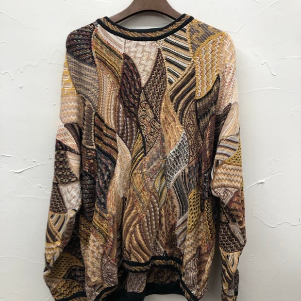 툰드라 캐나다 생산 니트