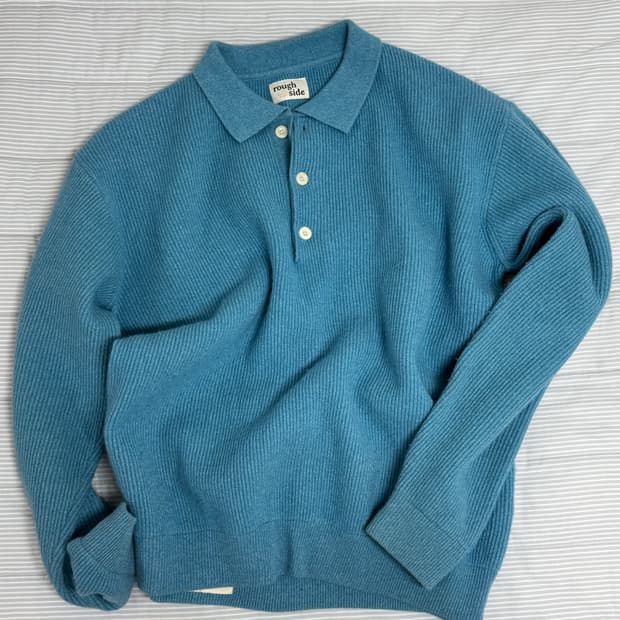 러프사이드 카라 니트