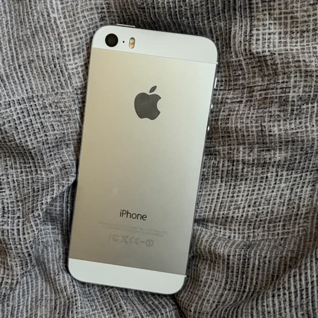 아이폰5s 실버 64기가