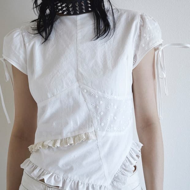 데어드 PIECE PUFF SLEEVE BLOUSE