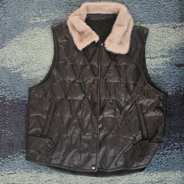 Quilted 가죽 leather duck 패딩 vest