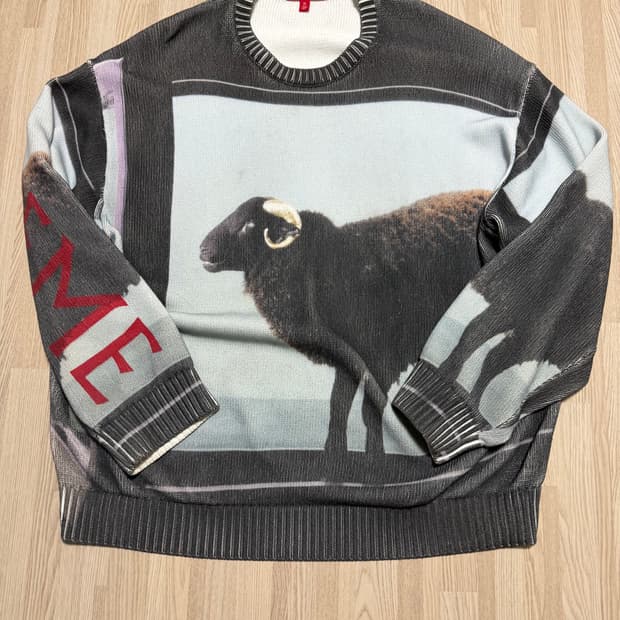 슈프림 x 데미안 허스트 스웨터 블랙 - 25SS XL