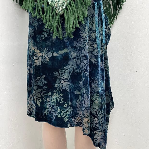 DKNY 오리엔탈 페어리 벨벳 프릴 스커트*극레어