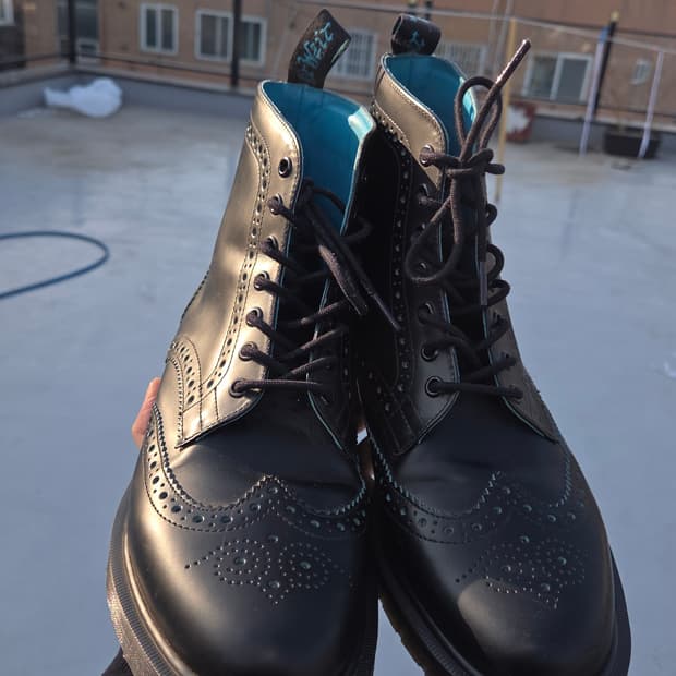 닥터마틴 윙탑부츠 290