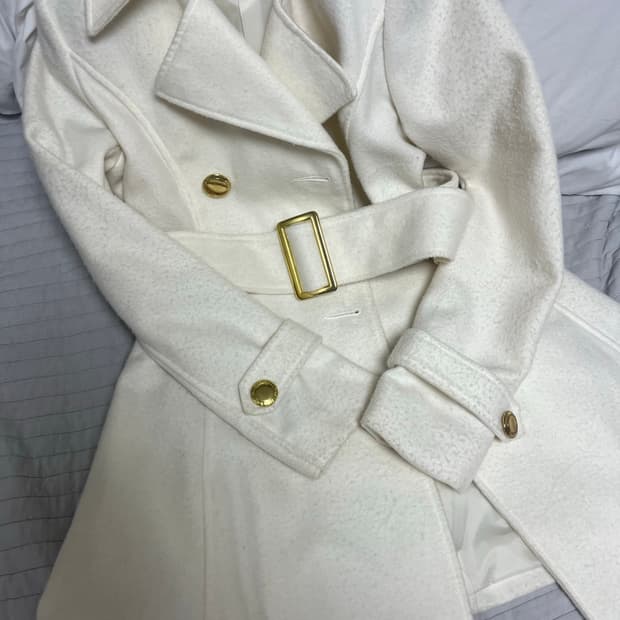 세실맥비 달천깔 히메갸루 화이트 코트