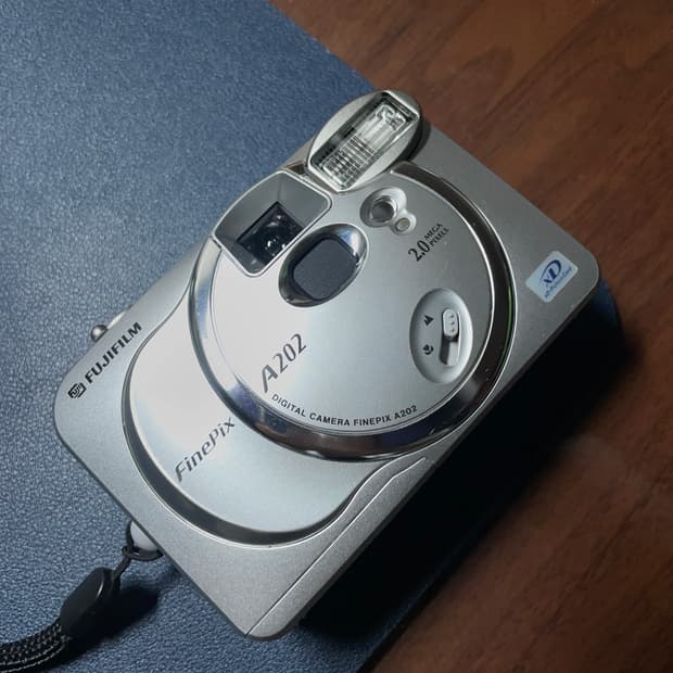 후지필름 파인픽스 a202