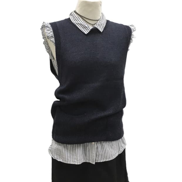 MHL pocket vest