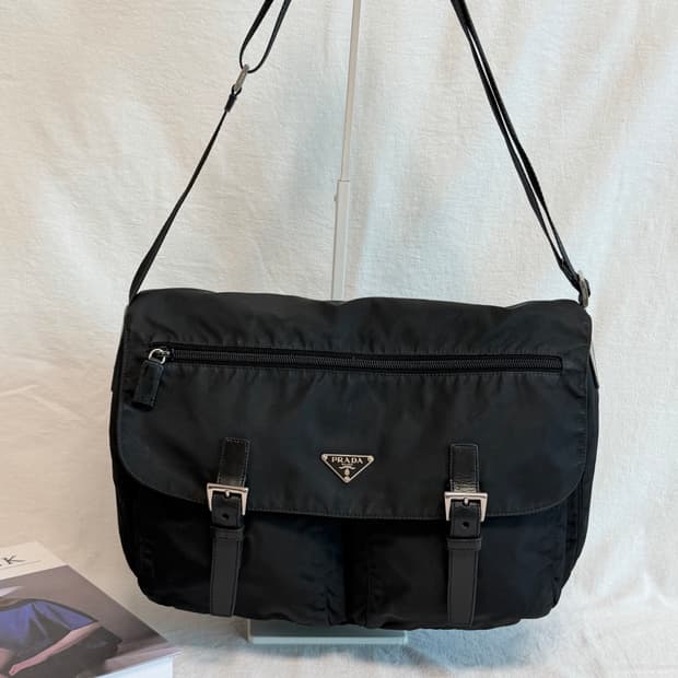 정품 프라다 포코노 나일론 투포켓 메신저백 크로스백 숄더백 블랙