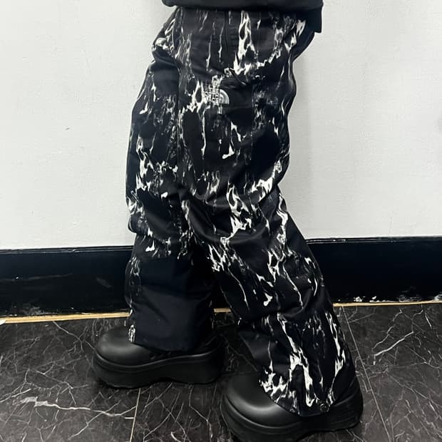 노스페이스 그래비티 패턴 스노우 트랙 팬츠