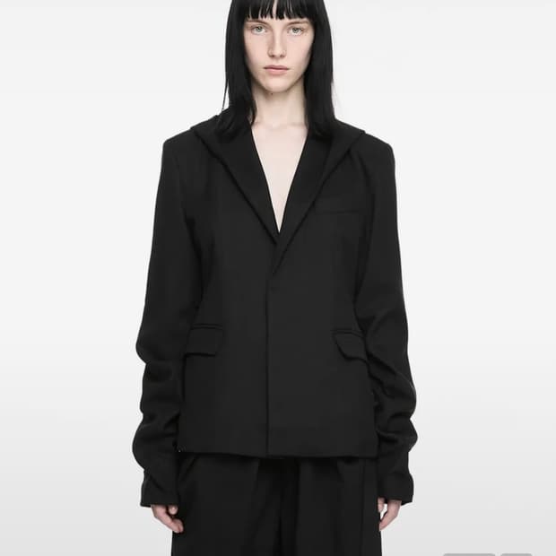 나체 블랙 후드 자켓