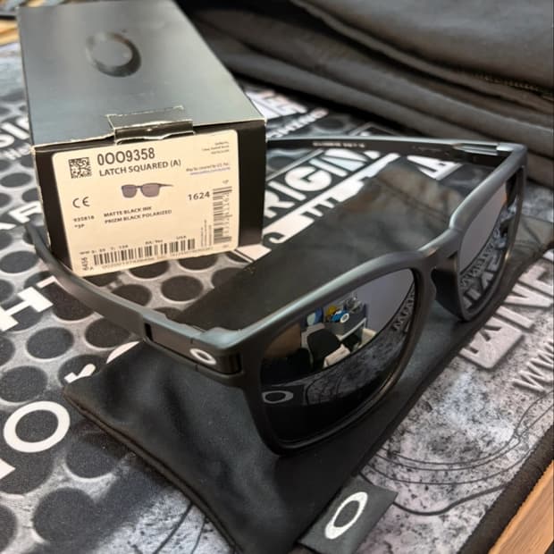 오클리 프리즘 편광 선글라스