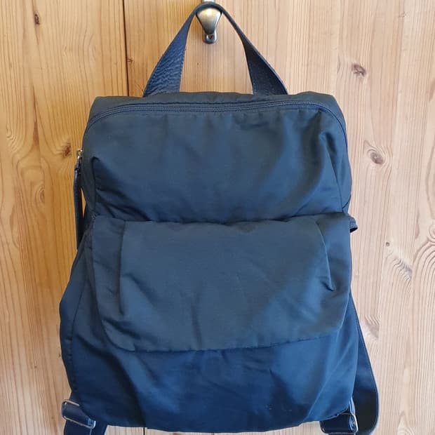 만다리나덕 리뮤빙 백팩