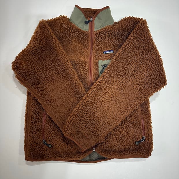 [M] 파타고니아 딥파일 브라운