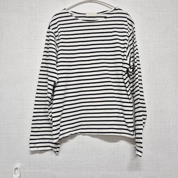 단가라 스트라이프 긴팔 티셔츠