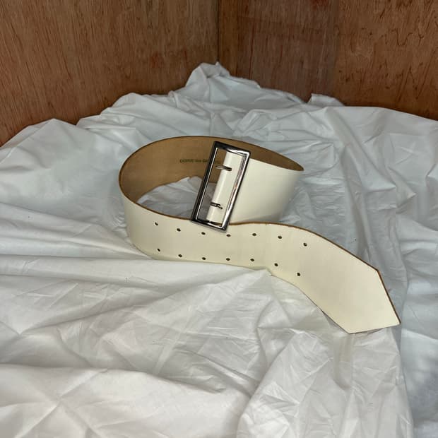 꼼데가르송 와이드 화이트 레더 웨이스트 벨트