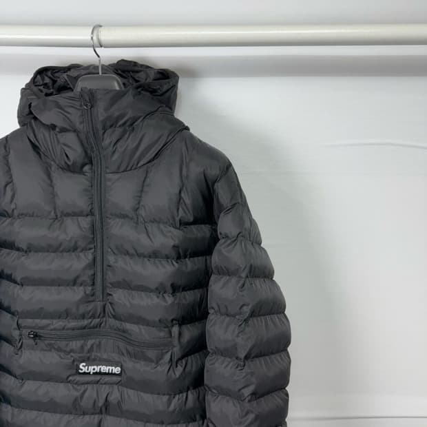 슈프림 경량패딩