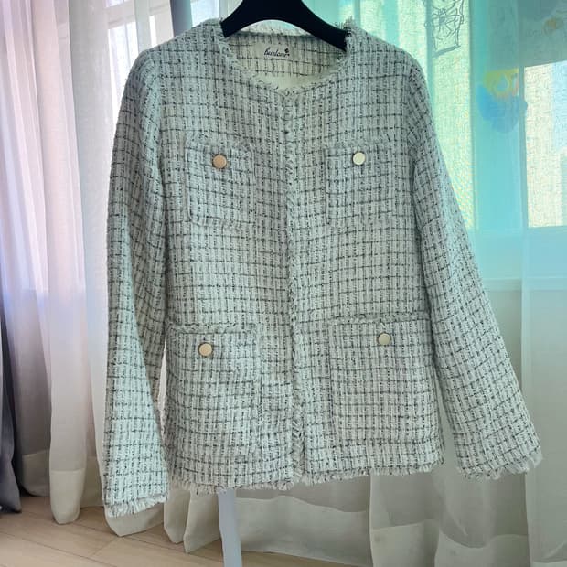 화이트트위드자켓