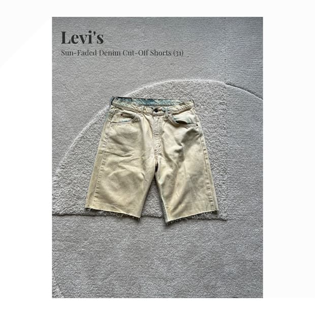 Levi's 선페이디드 데님 컷오프 쇼츠 (31)