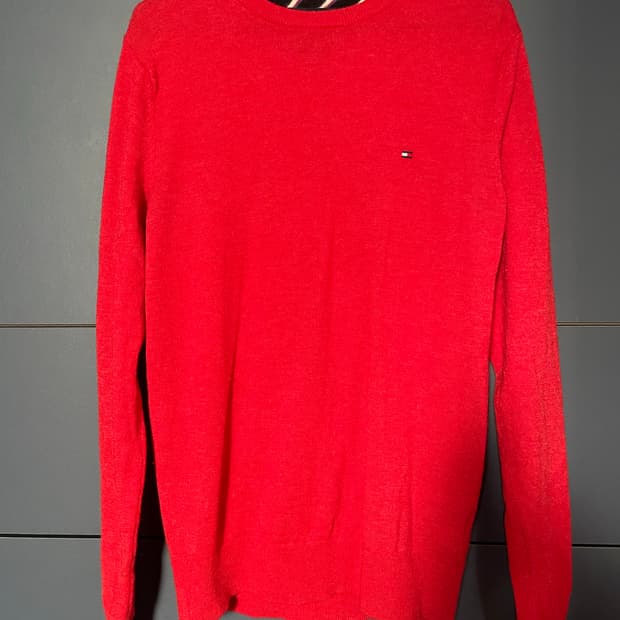 Tommy Hilfiger 램스울100 레드 라운드 니트