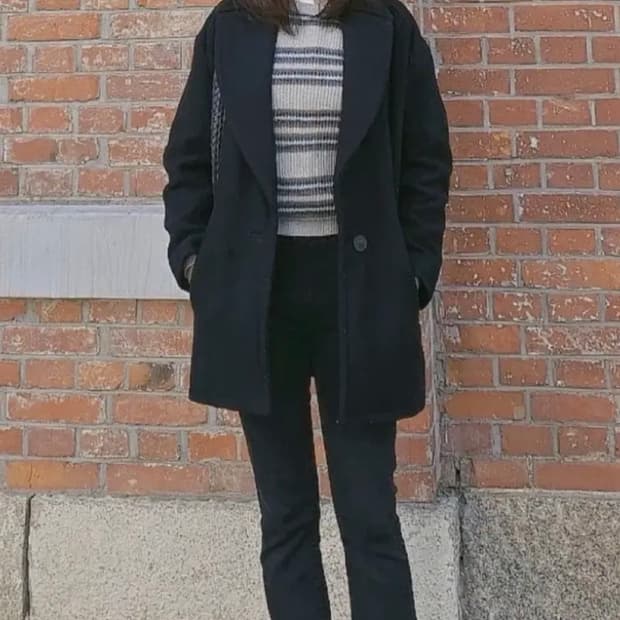 iro 블랙하프코트